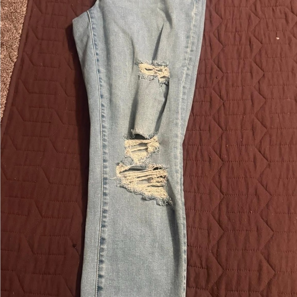 American Eagle Outfitters Light Blue Distressed Skinny Jeans